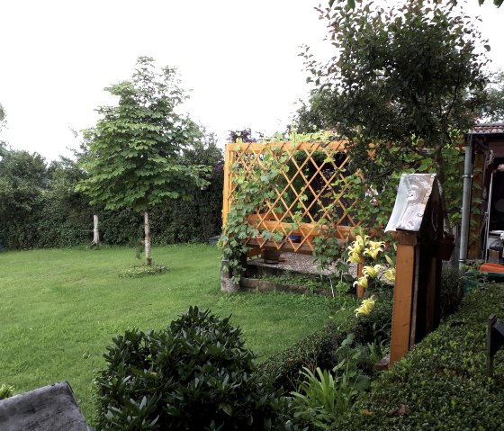 Weinlaube im Grünen Weinlaube im Grünen