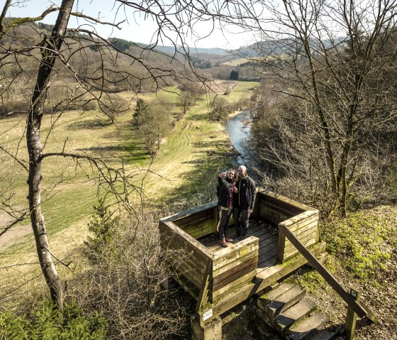 Selfie at the Prümschleife viewpoint, © Eifel Tourismus GmbH, D. Ketz Selfie at the Prümschleife viewpoint, © Eifel Tourismus GmbH, D. Ketz