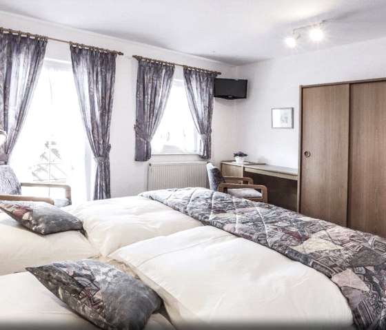 Doppelzimmer, © Fünfmädelhaus Lambertsberg Doppelzimmer, © Fünfmädelhaus Lambertsberg