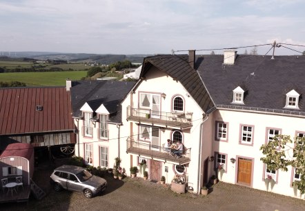 Mayischhof Ansicht, © Andreas u. Andrea Hermes Mayischhof Ansicht, © Andreas u. Andrea Hermes