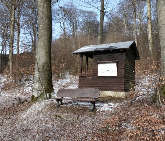 Shelter with bench, © Tourist-Information Islek Shelter with bench, © Tourist-Information Islek
