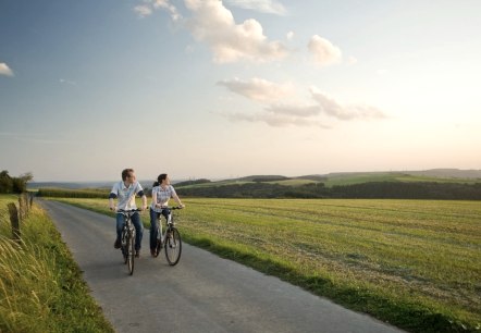 Cycling tour in the Islek, © Eifel Tourismus GmbH, D. Ketz Cycling tour in the Islek, © Eifel Tourismus GmbH, D. Ketz