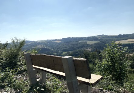 Ruhebank mit Aussicht, © Ingo Kleis Ruhebank mit Aussicht, © Ingo Kleis