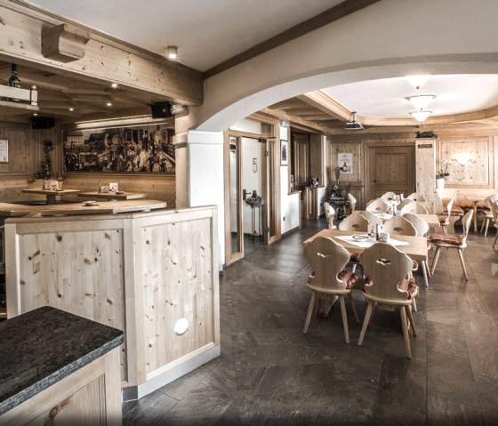 Theke Gastraum, © Fünf Mädelhaus Theke Gastraum, © Fünf Mädelhaus