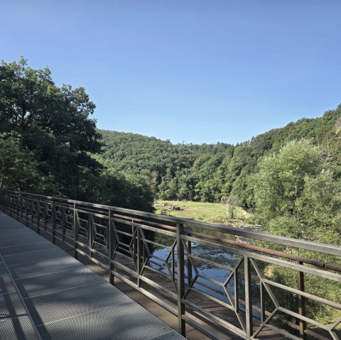 Prüm-Radweg - ehemalige Eisenbahnbrücke, © Toursit-Information Islek Prüm-Radweg - ehemalige Eisenbahnbrücke, © Toursit-Information Islek