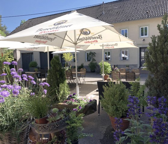 Außenterrasse, © Grafiksalon Außenterrasse, © Grafiksalon