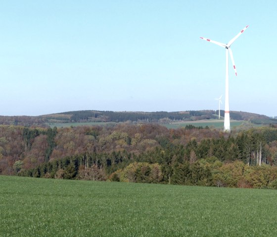 Wind turbines near Eilscheid, &copy; TI Islek