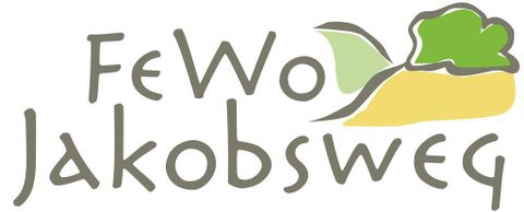 Ein Logo von "FeWo Jakobsweg" mit stilisierten Elementen. Es vermittelt einen einladenden und naturnahen Eindruck.