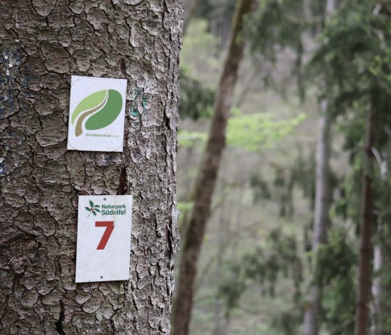 Wandelroute nr. 7 en nationale route 1, &copy; Tourist-Information Islek