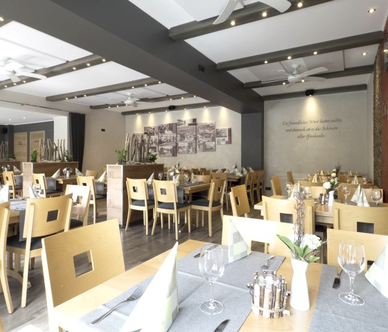 Gastraum, &copy; M. Urfels, Restaurant Im Pfenn