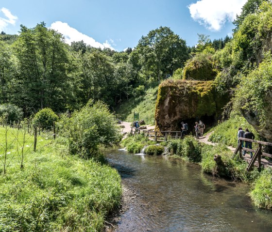 Dreim&uuml;hlen waterval bij Nohn, &copy; Foto Achim Meurer, https://achimmeurer.com