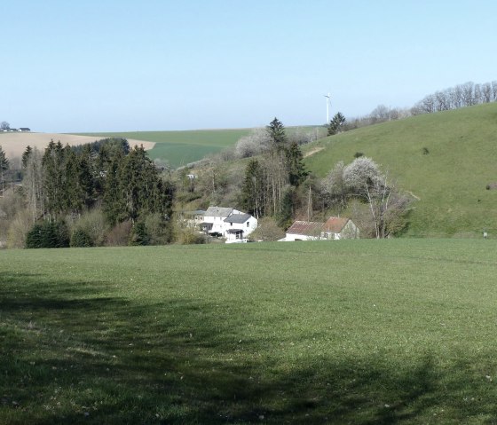 Uitzicht op het kleine gehucht Dehnseifen, © Tourist-Information Islek
