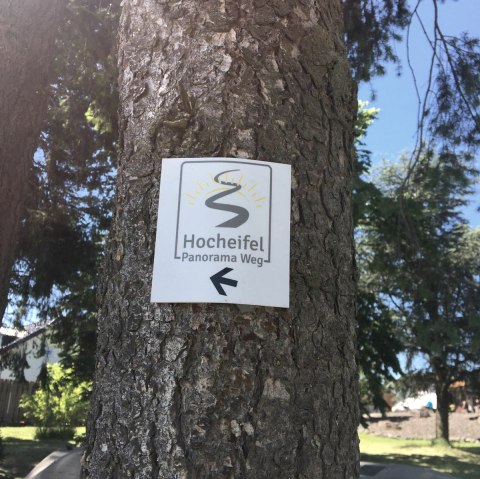 Signposting for the Hocheifel Panorama Trail Adenau , Insul, © Tourist-Information Hocheifel-Nürburgring
