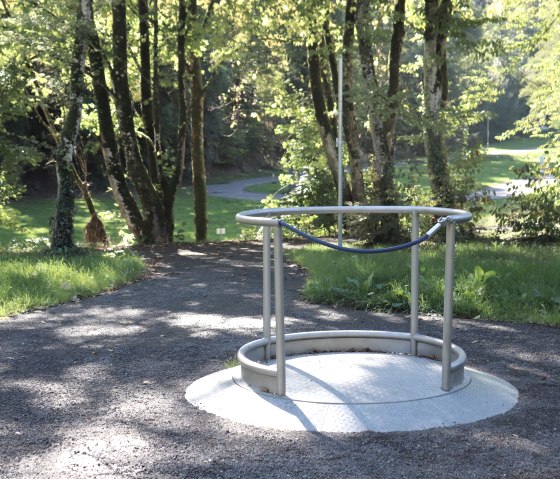 Rollstuhl Karussell, &copy; Tourist-Information Islek