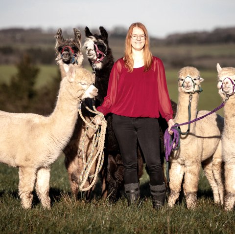 Verena Kauth und ihre Alpakas, © Verena Kauth