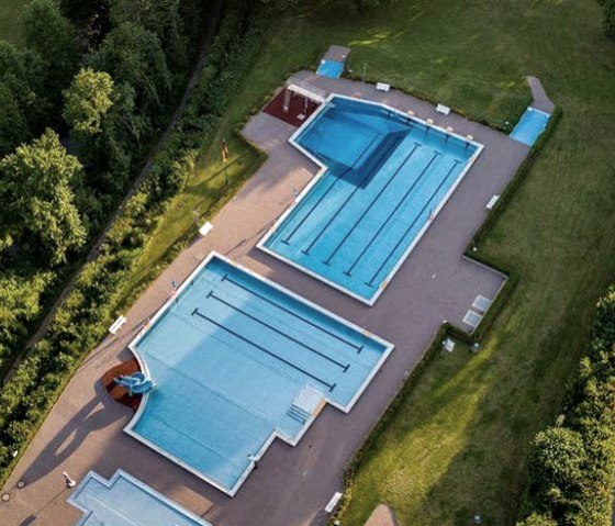 Campingpark Schwimmbad, © Campingpark Eifel