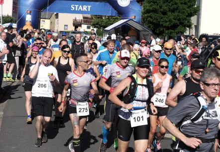 Läufergruppe, © Eifelmarathon e.V.