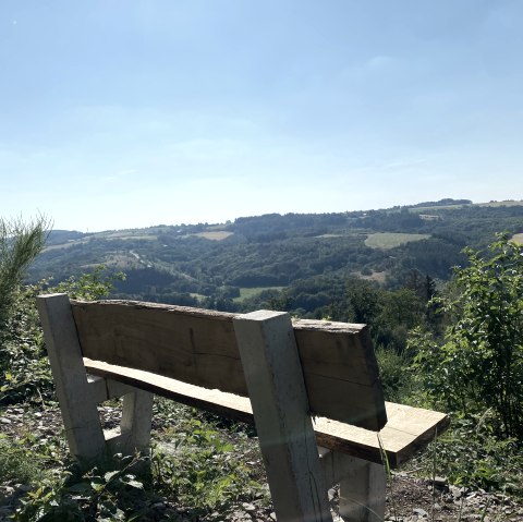 Ruhebank mit Aussicht, © Ingo Kleis